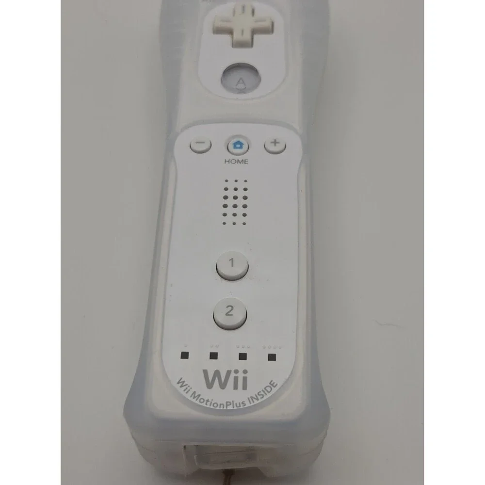 White Wii Nintendo Motion Plus Controller With Sleeve And Strap Tested